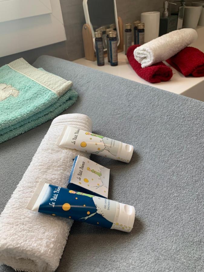 Apartment Village Options Parking And Baby *